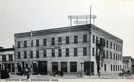 Stratford Hotel, Breckenridge Minnesota, 1910's