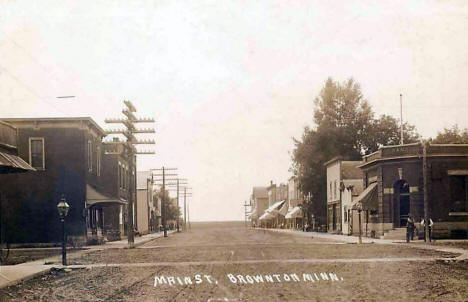 Main Street, Brownton Minnesota, 1910's