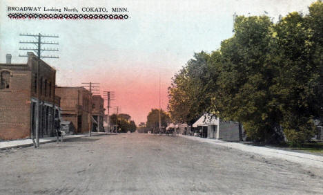 Broadway looking north, Cokato Minnesota, 1915