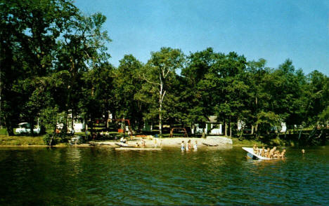 Muench's Resort, Detroit Lakes Minnesota, 1950's