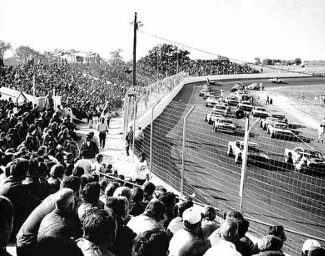 Elko Speedway auto races, Elko Minnesota, 1975