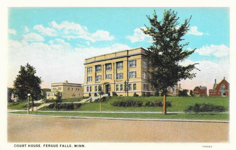 Court House, Fergus Falls Minnesota, 1920's