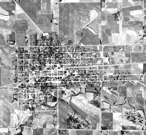 Aerial view, Glencoe Minnesota, 1940