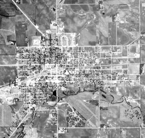 Aerial view, Glencoe Minnesota, 1955