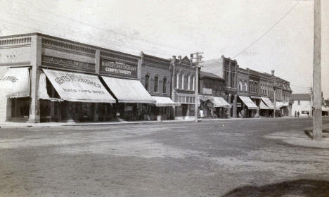 Main Street, Hutchinson Minnesota, 1915