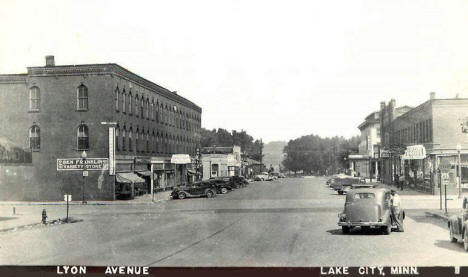 Lyon Avenue, Lake City Minnesota, 1940's