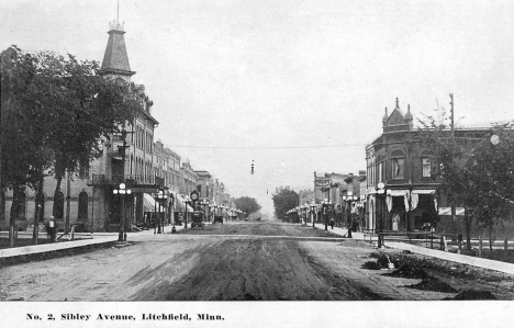 Sibley Avenue, Litchfield Minnesota, 1910's