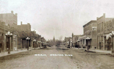 Main Street, Madison Minnesota, 1914