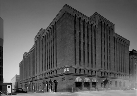 Butler Square Building, 100 North 6th Street, Minneapolis Minnesota, 1990