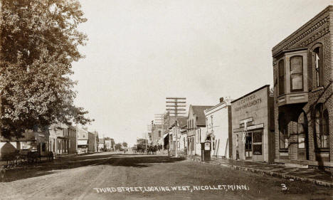 Third Street looking west, Nicollet Minnesota, 1917
