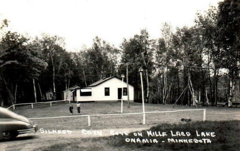 Silker's Cozy Cove on Lake Mille Lacs, Onamia Minnesota, 1950's