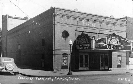 Colonial Theatre, Tracy Minnesota, 1945