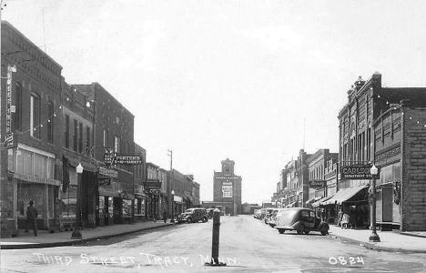 Third Street, Tracy Minnesota, 1940's