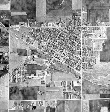 Aerial view of the Tracy Minnesota area, 1958