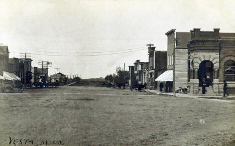 Street scene, Vesta Minnesota, 1910's