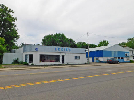 Former Ford dealership, Waverly Minnesota, 2020