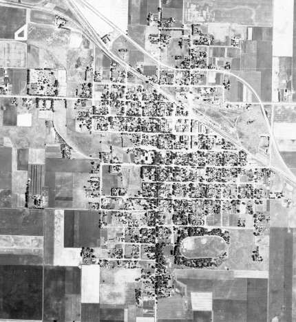 Aerial view, Wells Minnesota, 1938