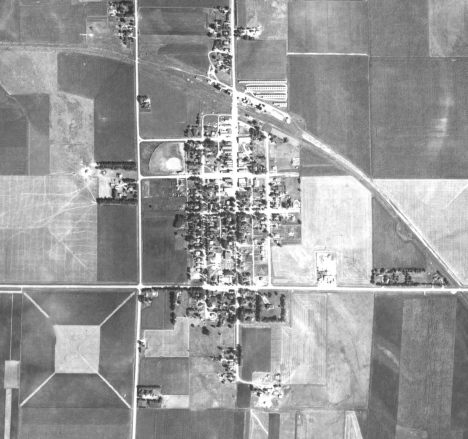 Aerial photo of Wilmont Minnesota, 1954