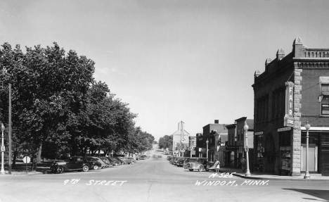 9th Street, Windom Minnesota, 1940's