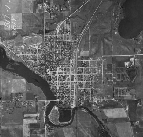 Aerial photo, Windom Minnesota, 1938