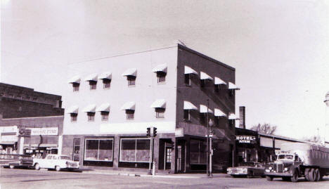 Hotel, Aitkin, Aitkin Minnesota, 1950's