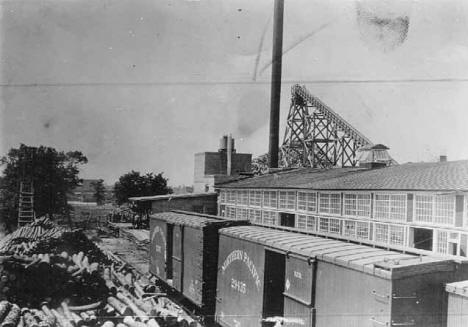 Paper mill, Little Falls Minnesota, 1924