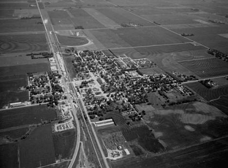 Aerial view, Walnut Grove Minnesota, 1983
