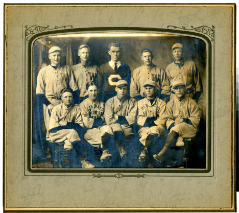 Baseball team, Worthington, Minnesota, 1910