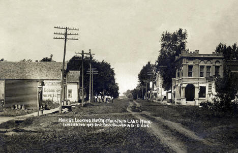 Main Street looking north, Mountain Lake, Minnesota, 1909