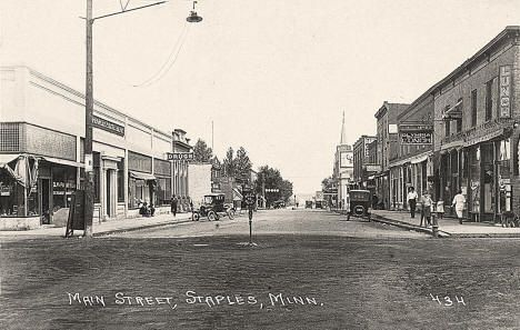 Main Street, Staples, Minnesota, 1920