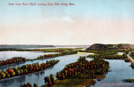 Barns Bluff looking east, Red Wing Minnesota, 1912
